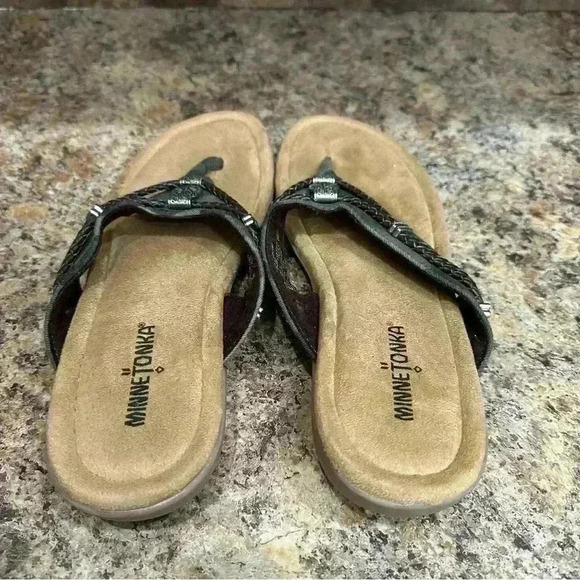 Minnetonka Women's 'Silverthorne 360' Flip Flop Sandals with Camo Strap Size 10 - Picture 3 of 8